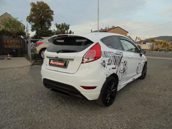 Ford Fiesta 1.6 TDCI-NAVIGACE-SUPER VÝBAVA - foto 7
