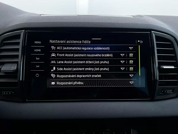 Škoda Karoq 2.0TDI DSG4x4 Sportline TZ DPH - foto 18