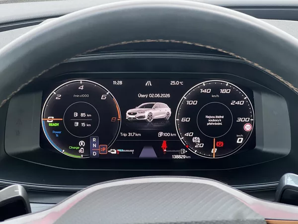 Cupra Leon 1.4 TSI e-Hybrid 150kW TZ DPH - foto 10