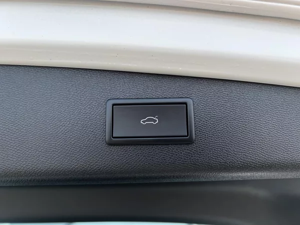 Cupra Leon 1.4 TSI e-Hybrid 150kW TZ DPH - foto 27