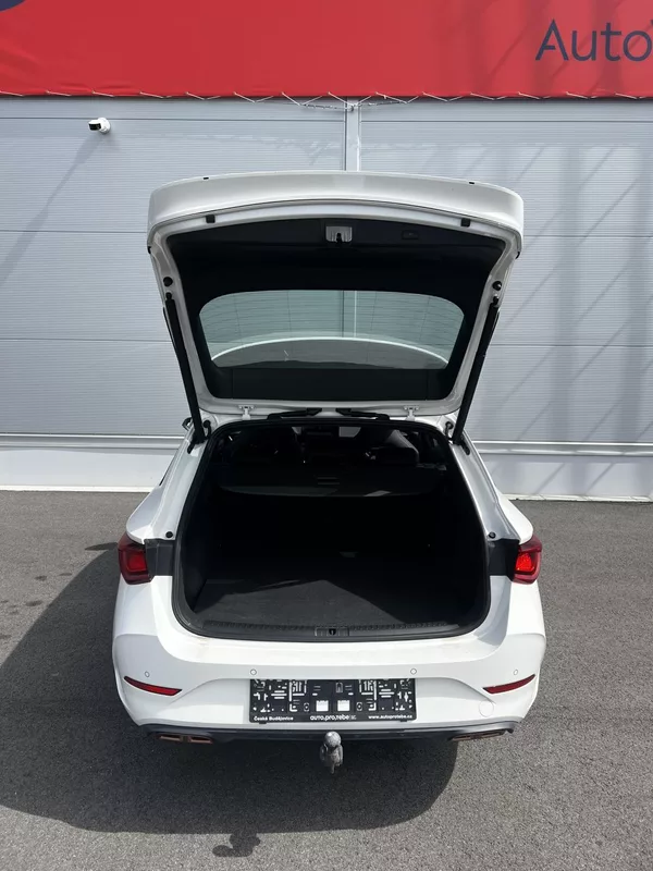 Cupra Leon 1.4 TSI e-Hybrid 150kW TZ DPH - foto 29
