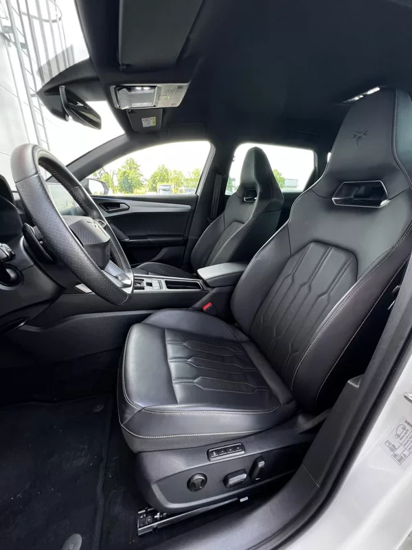 Cupra Leon 1.4 TSI e-Hybrid 150kW TZ DPH - foto 6