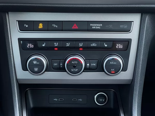 Seat Ateca 2.0TDI DSG 4x4 Xperience TZDPH - foto 14
