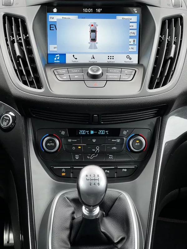 Ford Kuga 1.5 EcoBoost ST Line TZ - foto 12