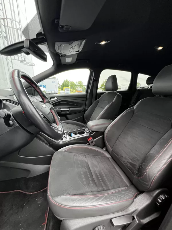 Ford Kuga 1.5 EcoBoost ST Line TZ - foto 6
