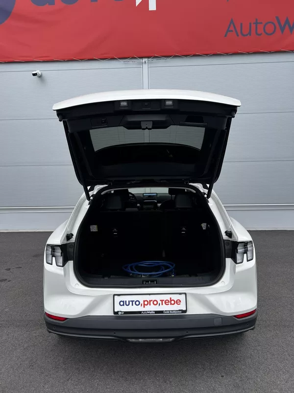 Ford Mustang Mach-E RWD 75kWh 190kW 1.Maj DPH - foto 28