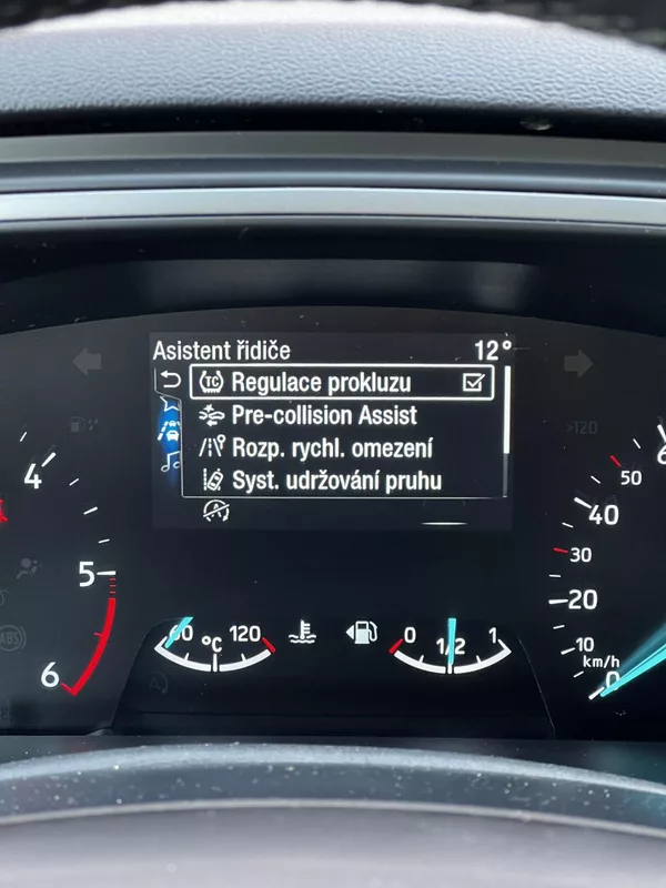Ford Focus 1.5 EcoBlue Titanium X TZ DPH - foto 17