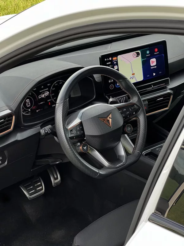 Cupra Formentor 2.0TSI DSG 228kW 1.Maj DPH - foto 8