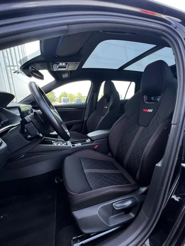Škoda Octavia 1,4TSI iV RS 180kW DSG DPH - foto 6