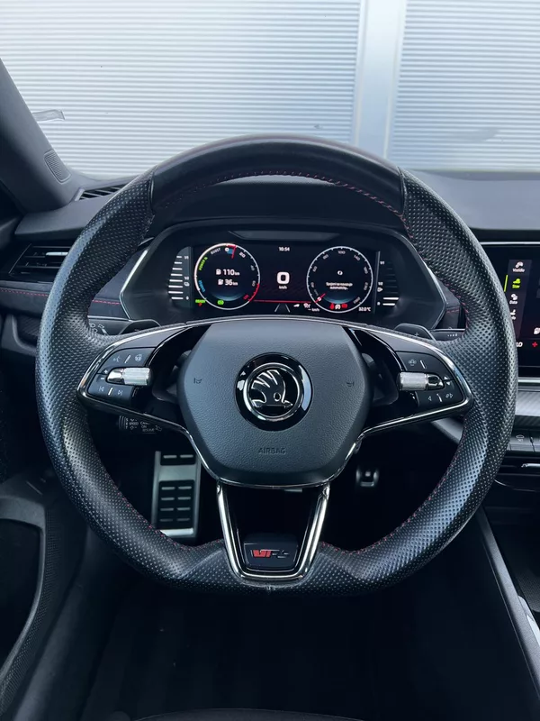 Škoda Octavia 1,4TSI iV RS 180kW DSG DPH - foto 9