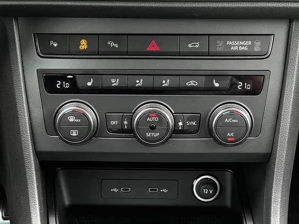 Cupra Ateca VZ 2.0TSI DSG 221kW 1.Maj DPH - foto 14