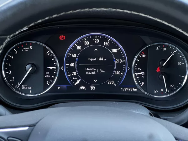 Opel Insignia 2.0T 147kW Aut.ULTIMATE DPH TZ - foto 9