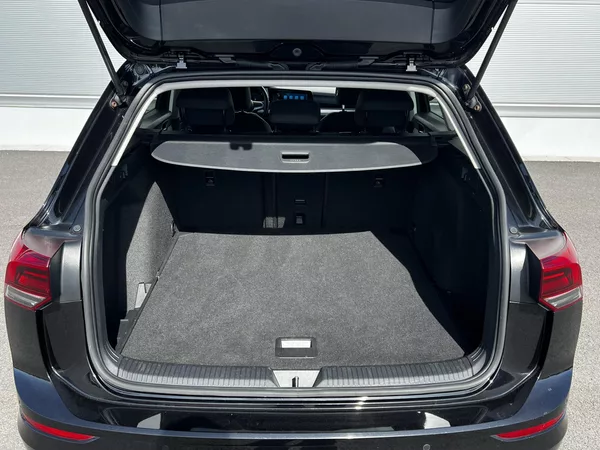 Volkswagen Golf 1.5TSI 110kW DSG LED ACC - foto 22