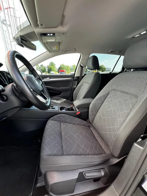 Volkswagen Golf 1.5TSI 110kW DSG LED ACC - foto 6