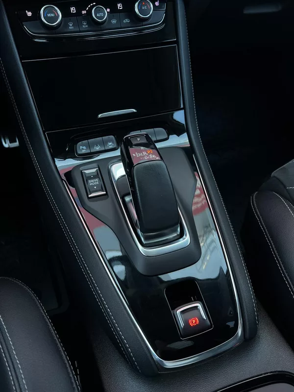 Opel Grandland 1.6PHEV Sport GSLine 165kW DPH - foto 13
