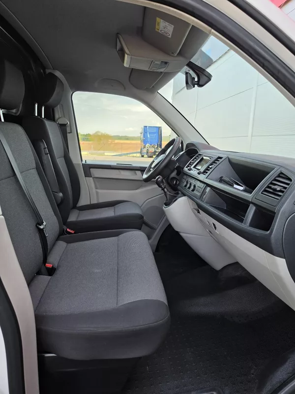 Volkswagen Transporter 2.0TDI 75KW 1.Maj DPH - foto 18