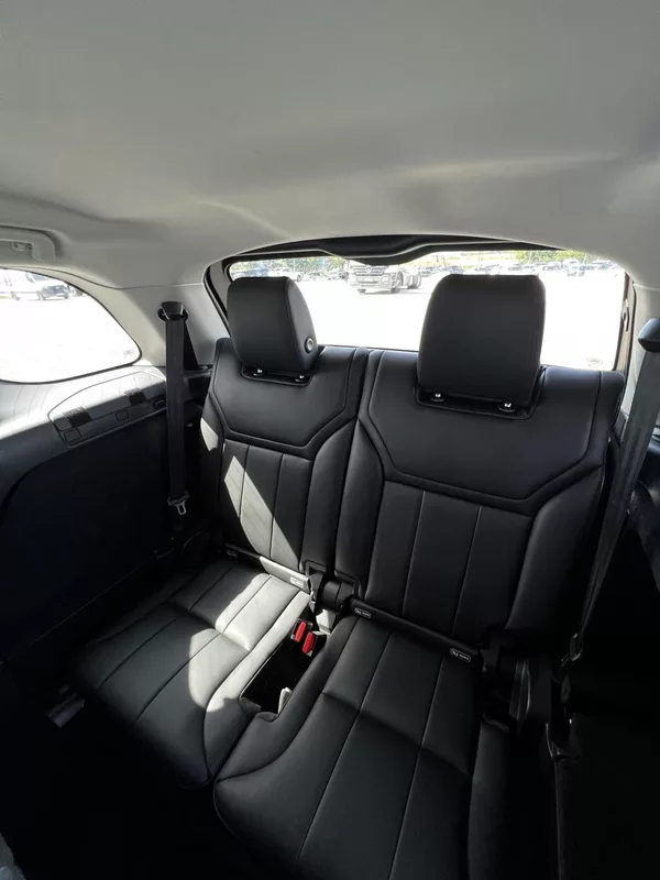 Land Rover Discovery 2.0SD4 177kW LUXURY 7-Míst TZ - foto 22