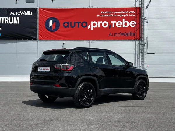 Jeep Compass 1.4 MultiAir 103kW Night Eagle - foto 9