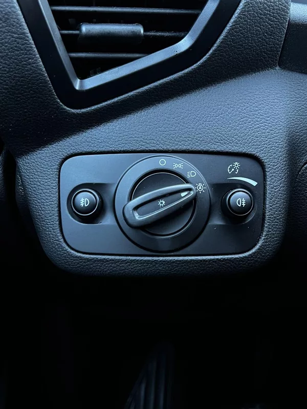 Ford Kuga 1.5 EcoBoost ST Line TZ - foto 19