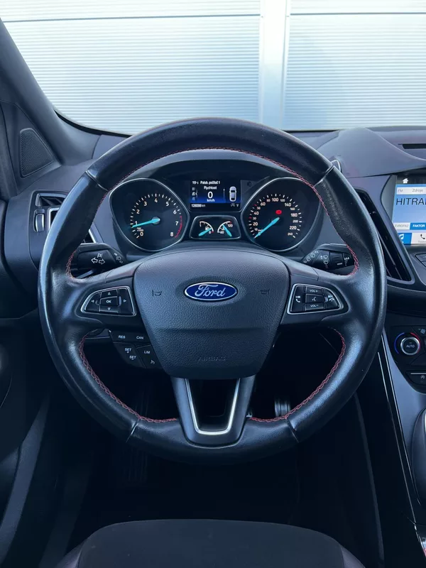 Ford Kuga 1.5 EcoBoost ST Line TZ - foto 8