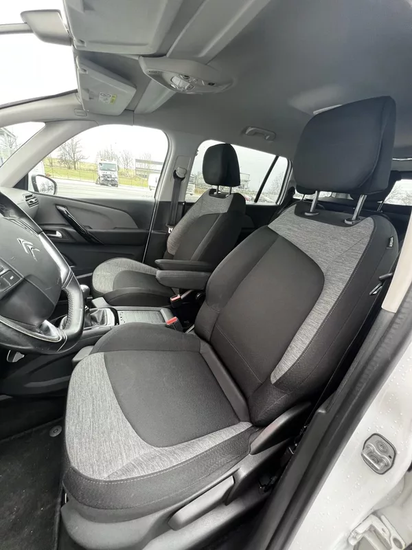 Citroën Grand C4 Picasso 1.2PT 96kW 7-Míst Feel1 TZ - foto 6