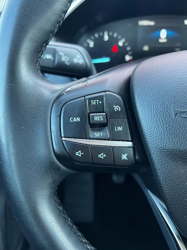 Ford Focus 1.5 88kW EcoBlue Connected - foto 10