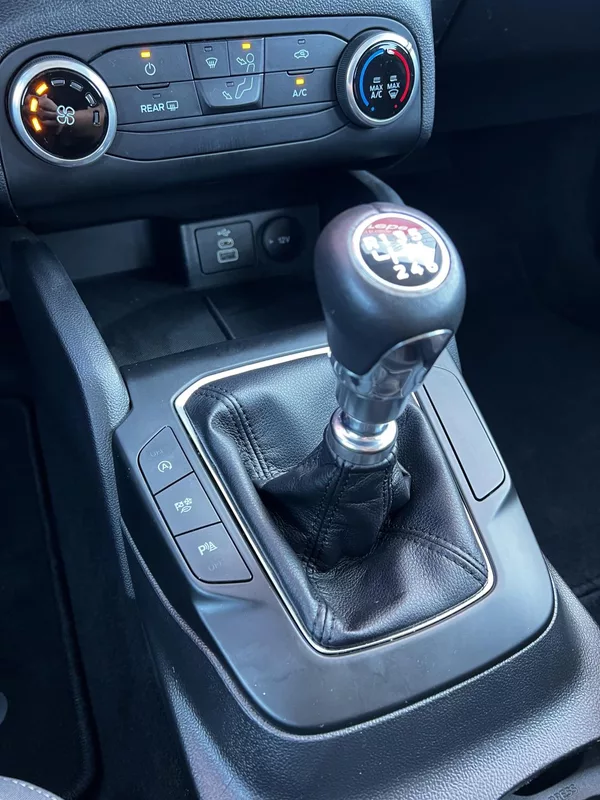 Ford Focus 1.5 88kW EcoBlue Connected - foto 12