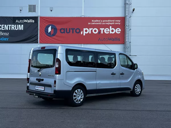 Renault Trafic 1.6dCi 92kW Passenger TZ 9Míst - foto 5