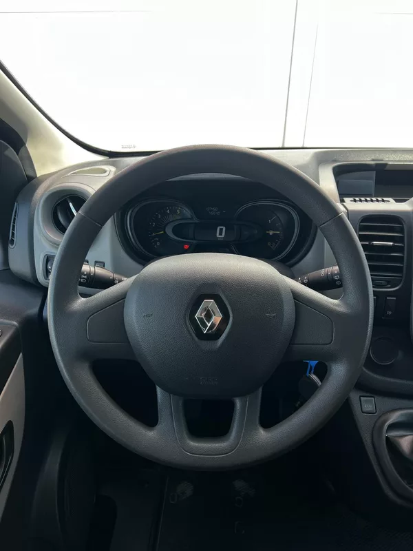 Renault Trafic 1.6dCi 92kW Passenger TZ 9Míst - foto 8