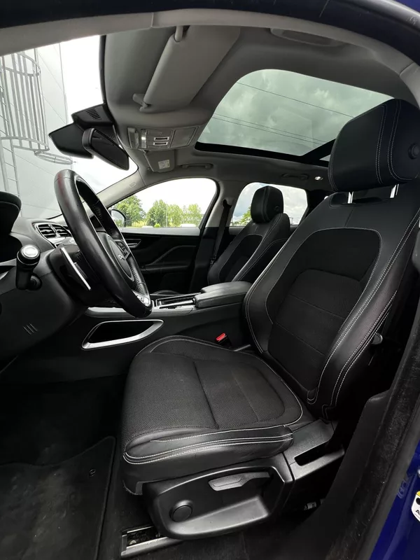 Jaguar F-Pace 25D AWD 177kW R-Sport DPH TZ - foto 6