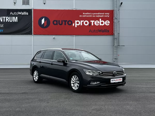 Volkswagen Passat 2.0TDI DSG 110kW Business DPH - foto 2