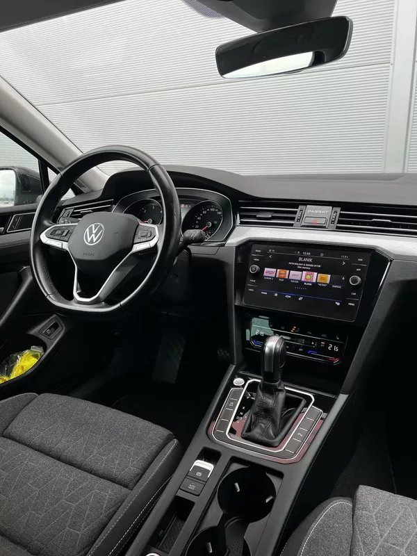 Volkswagen Passat 2.0TDI DSG 110kW Business DPH - foto 9