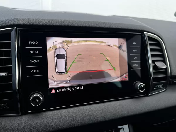 Škoda Karoq 2.0TDI 110kW Style+ Panoram TZ - foto 18