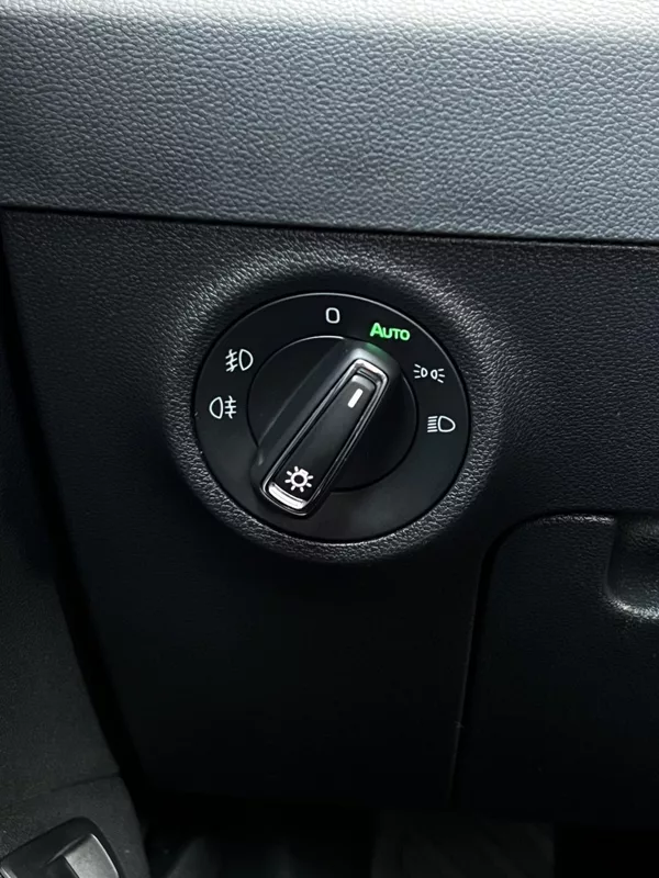 Škoda Karoq 2.0TDI 110kW Style+ Panoram TZ - foto 22