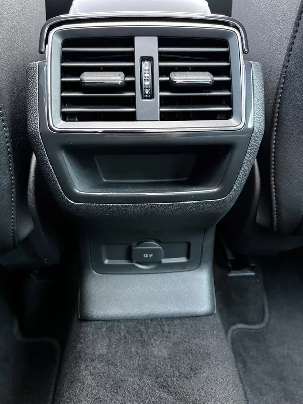 Škoda Karoq 2.0TDI 110kW Style+ Panoram TZ - foto 24