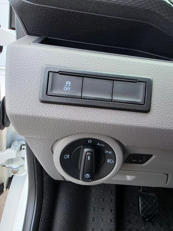 Volkswagen Transporter 2.0TDI 81kW 1.Maj DPH - foto 14