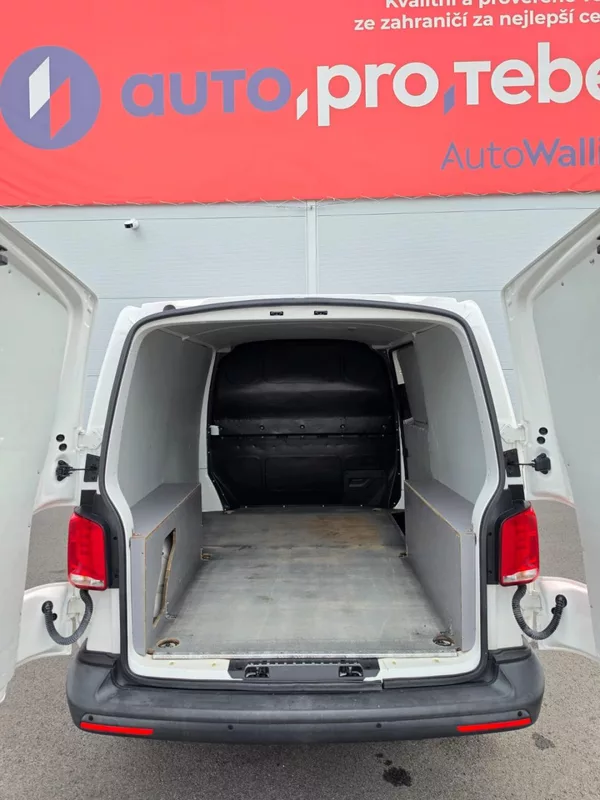Volkswagen Transporter 2.0TDI 81kW 1.Maj DPH - foto 18