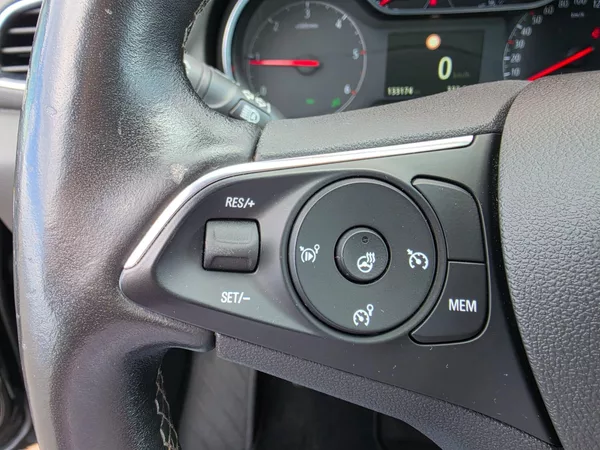 Opel Grandland X 1.5CDTi 96kW Ultimate LED 1Maj - foto 8