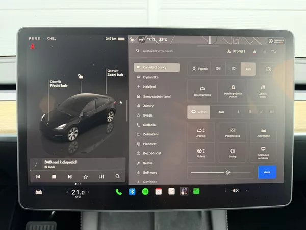 Tesla Model Y SR RWD LFP 220kW 1.Maj DPH - foto 15