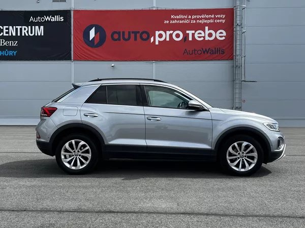 Volkswagen T-Roc 1.5TSI 110kW Business DPH 1Maj - foto 6
