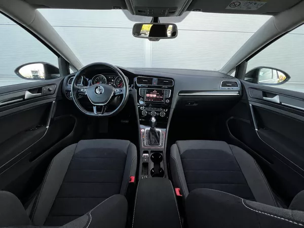 Volkswagen Golf 1.4TSI DSG Highline ACC 1.Maj - foto 5