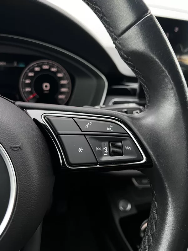 Audi A4 35TFSI Aut. Sport DPH TZ - foto 11