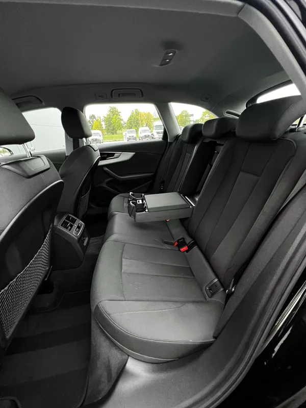 Audi A4 35TFSI Aut. Sport DPH TZ - foto 20