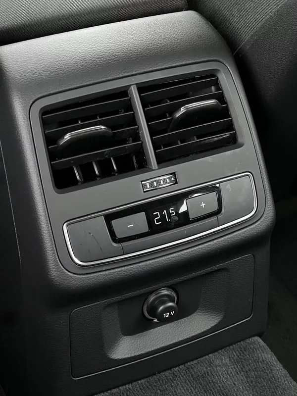 Audi A4 35TFSI Aut. Sport DPH TZ - foto 21