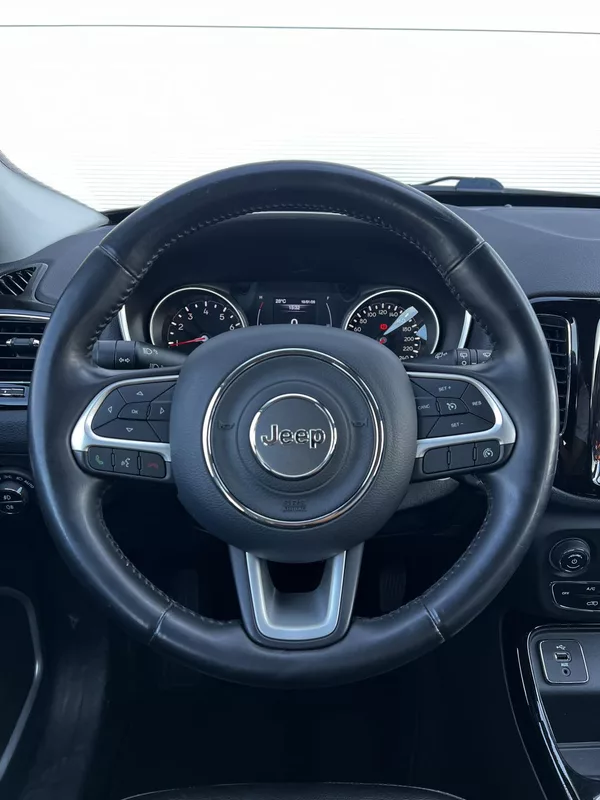 Jeep Compass 1.4 MultiAir Night Eagle TZ - foto 9