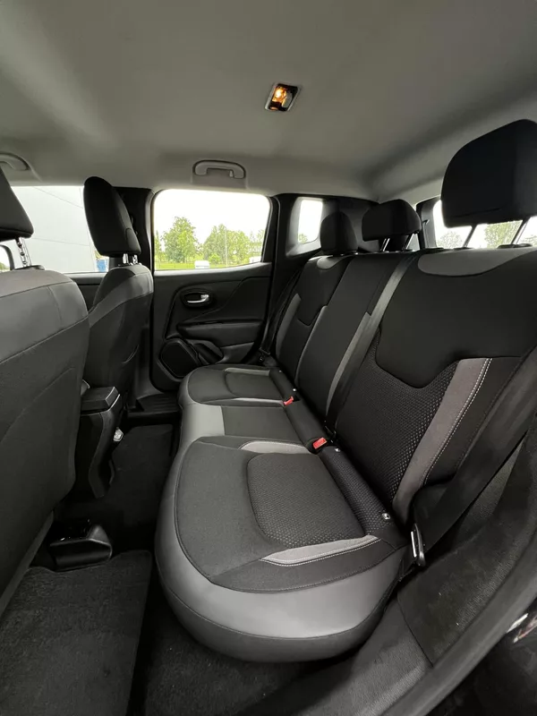 Jeep Renegade 1.5T MHEV T4 Aut. Limited DPH - foto 19