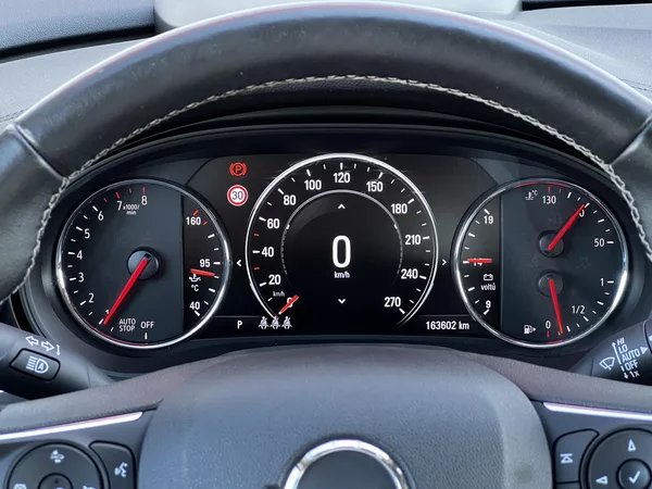 Opel Insignia 1.5T 121kW Aut. Innovation - foto 11