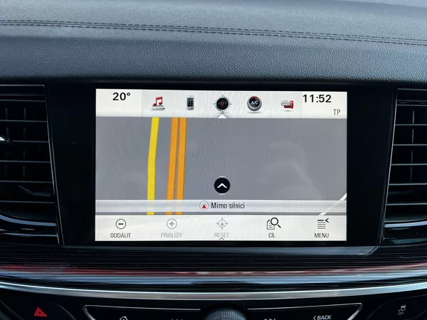 Opel Insignia 1.5T 121kW Aut. Innovation - foto 16