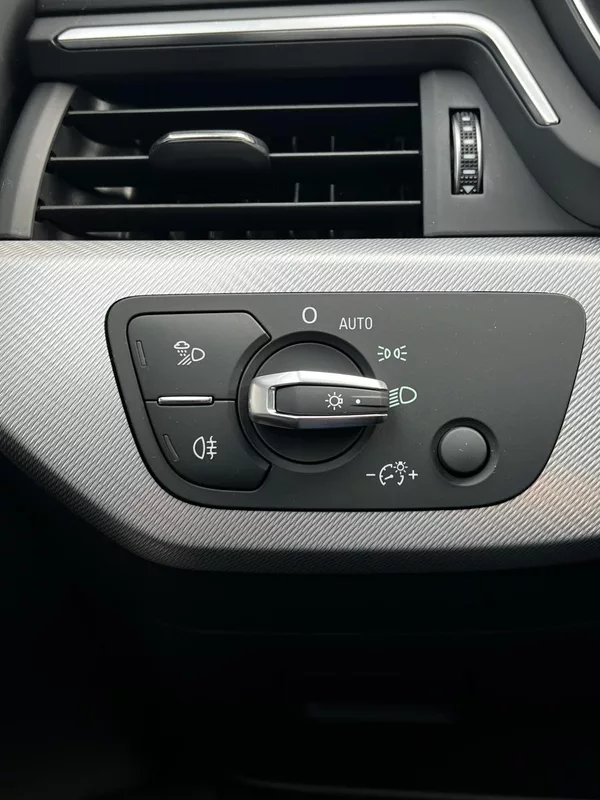 Audi A4 2.0TFSI 110kW S-Tronic DPH - foto 21