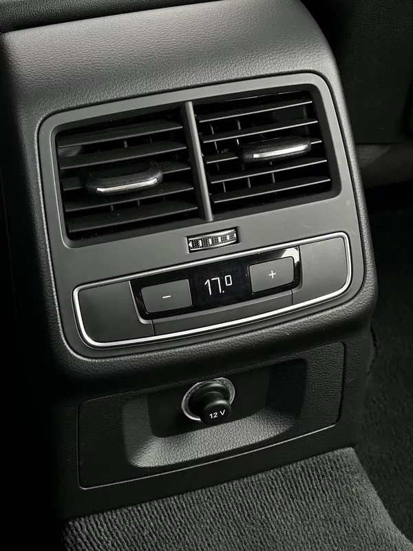 Audi A4 2.0TFSI 110kW S-Tronic DPH - foto 23